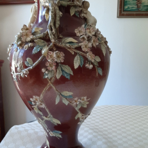 Vasesigné louis carrier belleuse