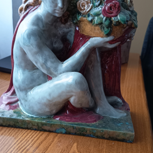 Femme nue en céramique de richard Guino