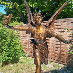 Sculpture "La victoire par Drouot"