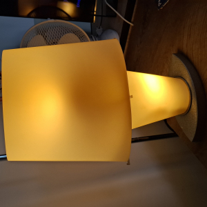 Lampe de table signée Daniela Puppa