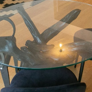 Alain Girelli - Table en bois sculpté