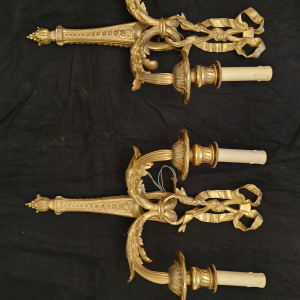 paire d appliques bronze  monogrammée H.R (henri vian )