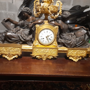 Pendule et chandeliers denier