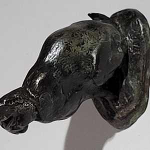 Petit bronze signé BARYE lapin seul