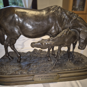 Sculpture bronze 'Jument et son poulain' I.Bonheur