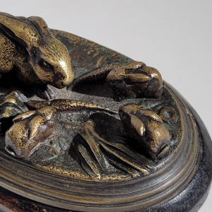 Petit bronze animalier non signé