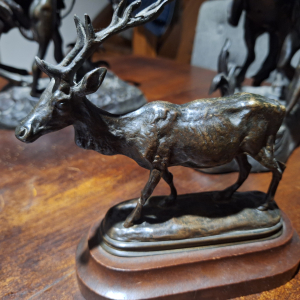 Bronze cerf