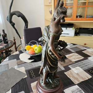 Sculpture bronze L'AGE D'OR Par Bruchon - 60 cm