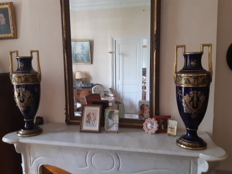 
															vase/amphore décoration non signé
														