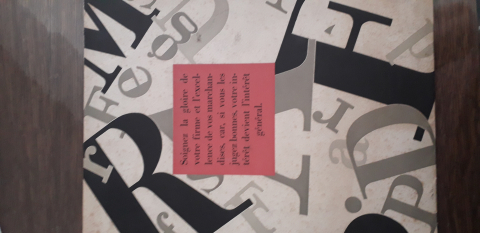 
															plaquette drager freres arts graphiques ecrite par cocteau illustrée par martin
														