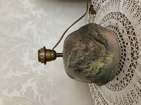 
															Pied de lampe signé Huguette BESSONE
														