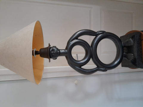 
															Lampe de salon intitulée "Kung Fu" et signée Jean Marais
														