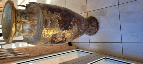 
															tableau signé Van den berghe et Jarre signée girel
														