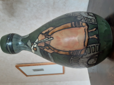 
															Vase signé HB Quimper Odetta
														