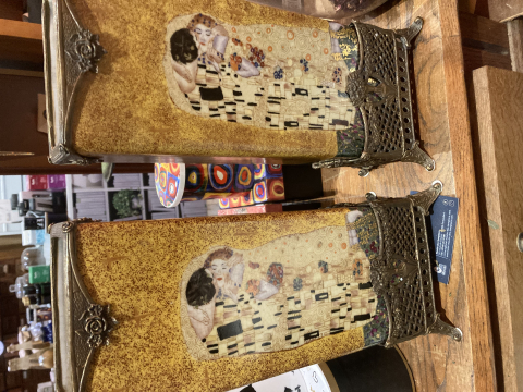 
															Paire de vase « le baiser de Gustave Klimt »
														