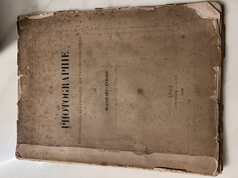 
															La photographie ses origines, ses progrès, ses transformations
														