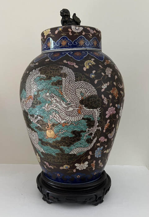 
															Grande potiche chinoise, 19ème siècle.
														