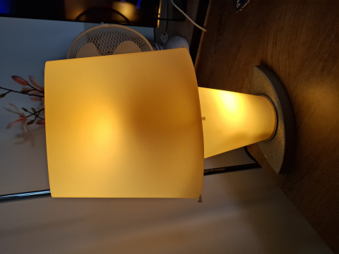 
															Lampe de table signée Daniela Puppa
														