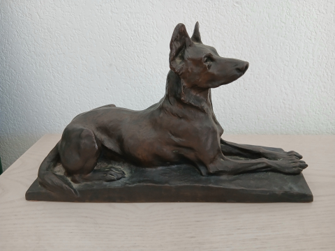 
															Sculpture bronze chien de Charles Virion 1925 en parfait état
														