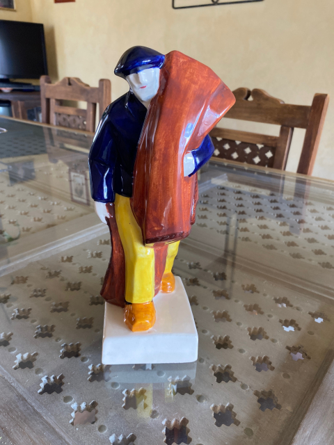 
															Statue pêcheur au filet en faïence Emile-Just Bachelet
														