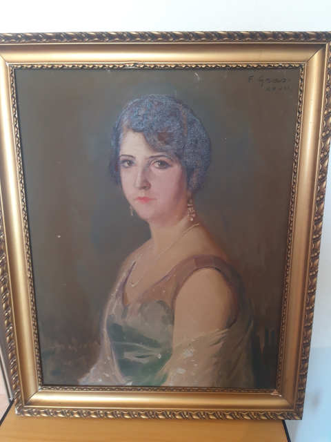 
															Tableau portrait femme sur toile cadre doré 61x75cm
														
