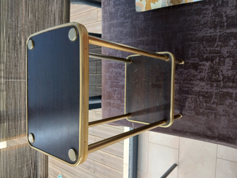 
															Table d'appoint Richard création
														