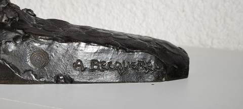 
															Sculpture lièvre qui court en bronze cire perdue
														