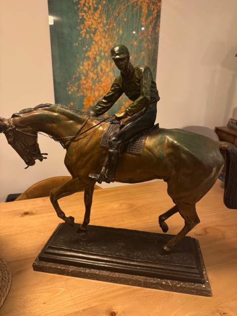 
															Grand cavalier d'Isodore Bonheur en bronze, sculpture équestre
														