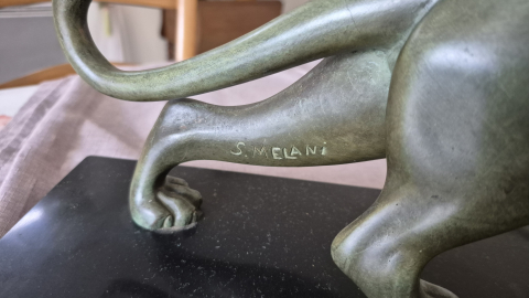 
															Sculpture de panthère de S. MELANI
														