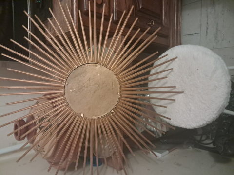 
															Miroir soleil chaty vallauris ana
														