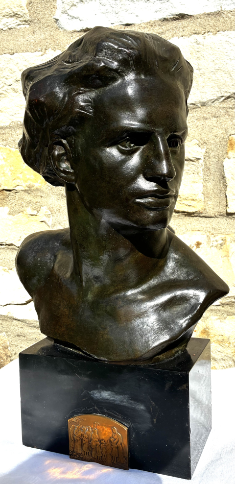 
															Buste bronze Georges Gori
														