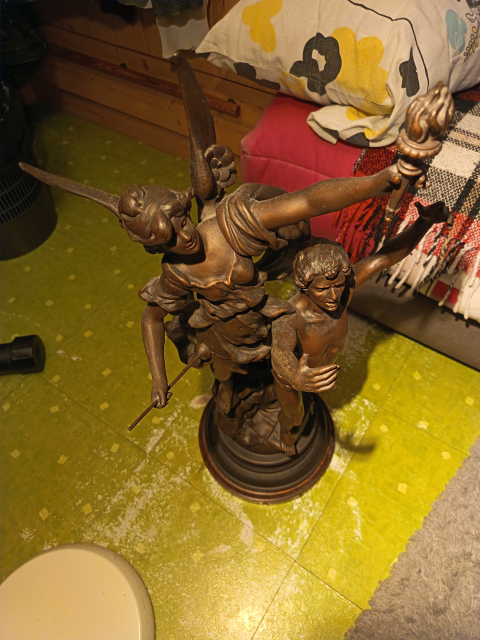 
															Sculpture en bronze "Renommée & Voix du Progrès" par Moreau
														