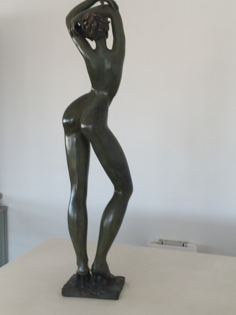 
															Arabesque nue - sculpture bronze 90x20x17 cm
														