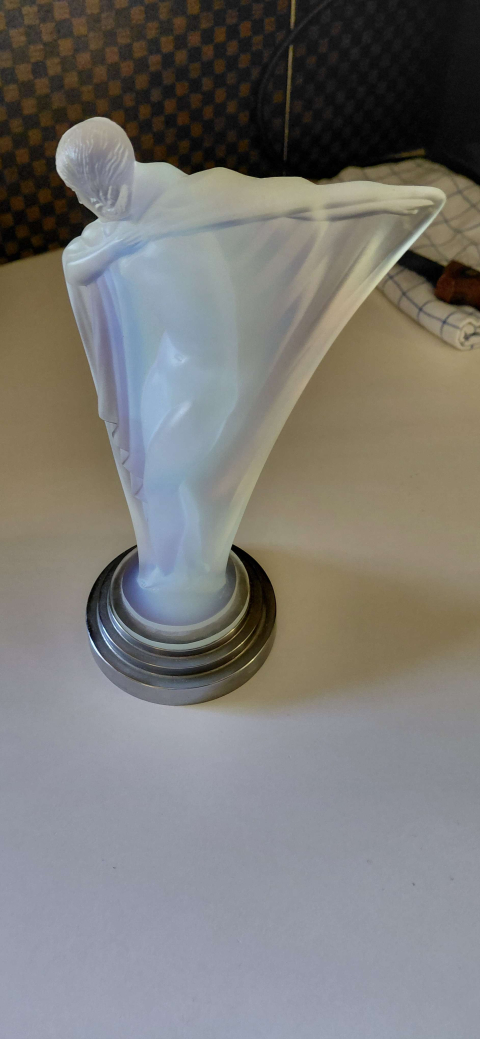 
															Etling 50 - Nue au drapée
														