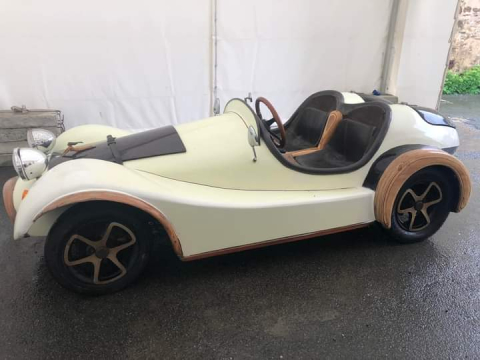 
															Réplique roaster en bois Bernard Buord
														