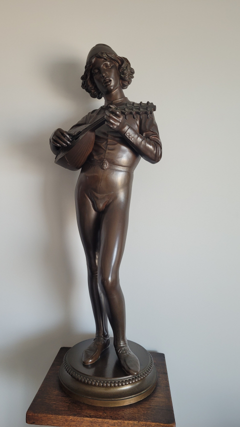 
															Chanteur florentin en bronze de Paul Dubois, 1865
														