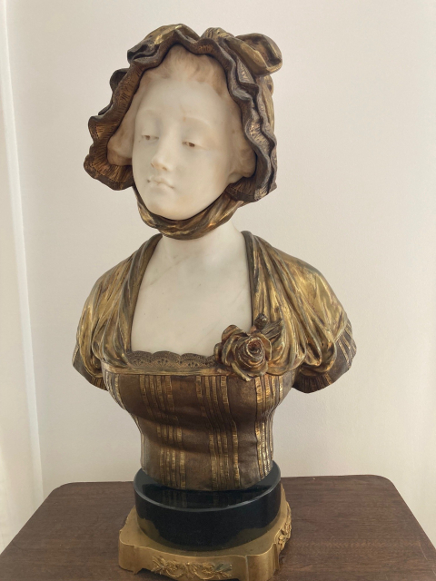 
															Buste statue A Gori en bronze et marbre hauteur 70 cm
														