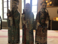 
													3 statues origine chinoise
												
