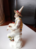 
													Porcelaine Meissen arlequin.
												