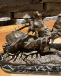 
													Sculpture bronze "Combat de cerfs" sur socle marbre
												