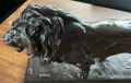 
													Lion qui Marche de Barye, bronze fondu, 39x10x21 cm
												