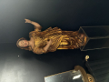 
													Grande statue en bois polychrome
												