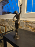 
													Sculpture en bronze Paul de Boulogne, danseuse élancée
												