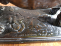 
													Bronze Basset debout de F. Barye, Barbedienne, parfait état
												