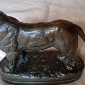 Lionne de Barye - Bronze