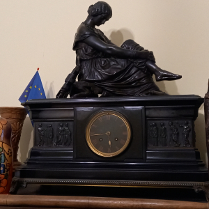 J Pradier sculpture horloge