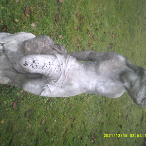 statue nymphe en marbre blanc