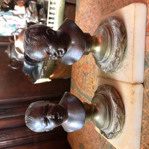 ensemble de deux petits bronzes