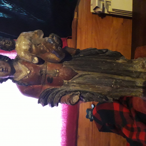 vierge à l enfant , pierre sculptée en polychrome ,école XVIIIe siècle ?