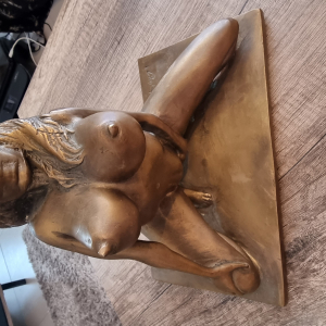 Statue femme bronze